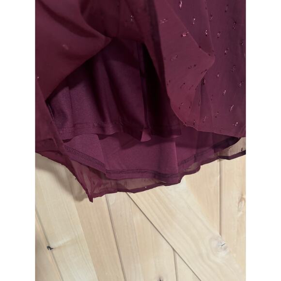 Blu Pepper | NWT Maroon Sparkle Lace Trim Tank Top | Size Small - Picture 6 of 12